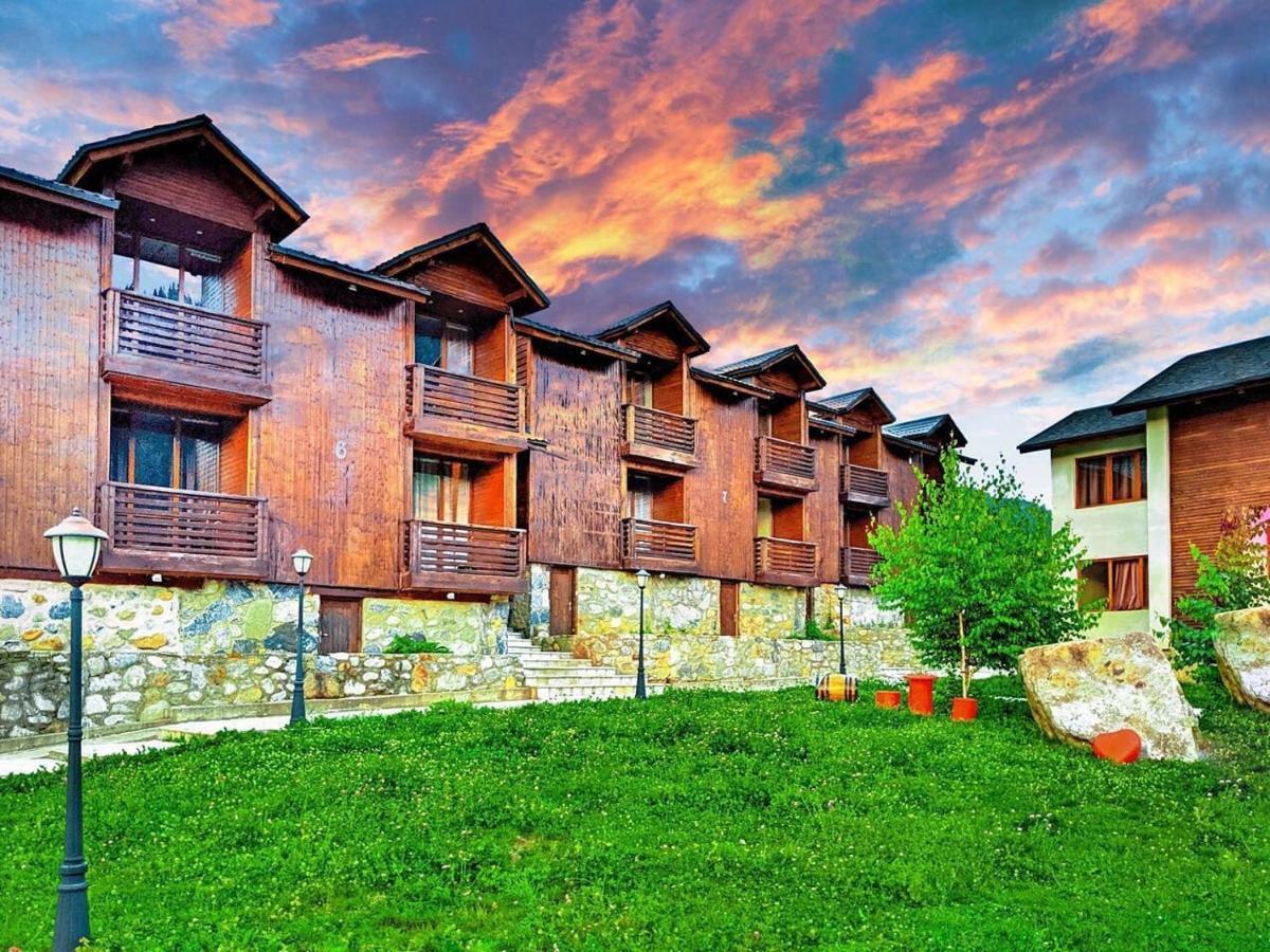 Hotel Banguriani Mestia Exterior photo